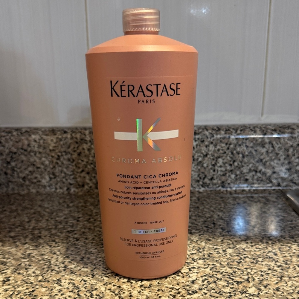 Kerastase Chroma Absolu Fondant Cica Chroma Conditioner - Peach